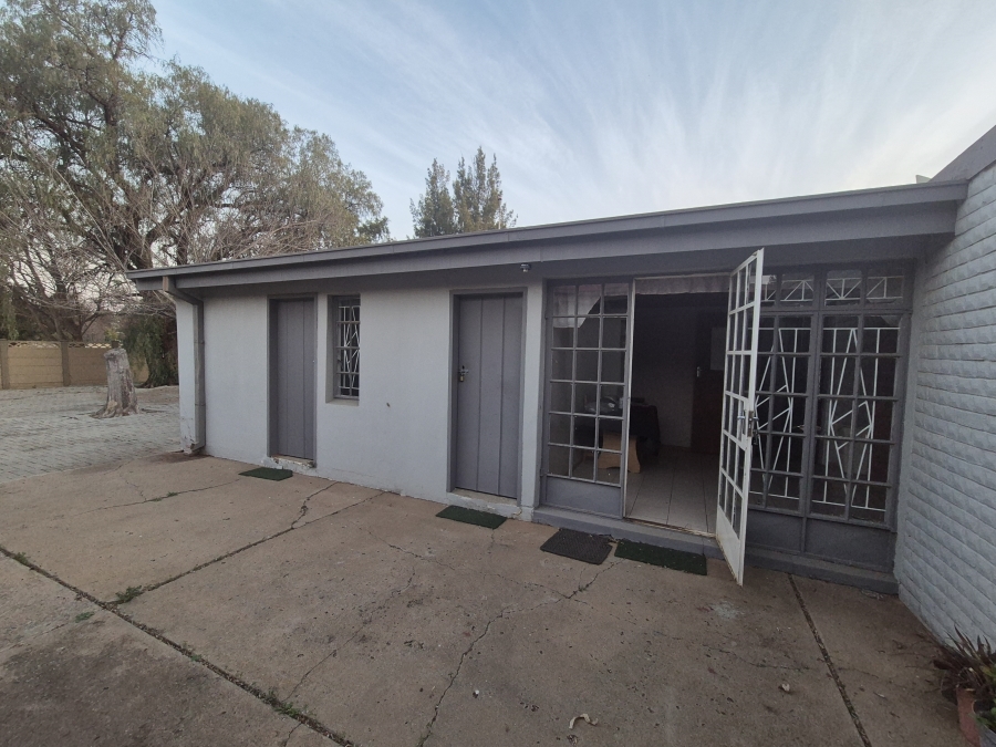 4 Bedroom Property for Sale in Wolmaransstad North West